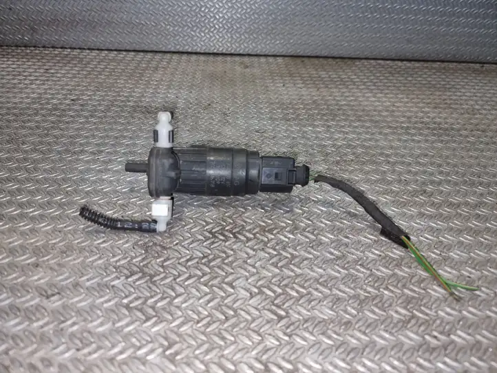 Volkswagen Caddy (2004 - 2010) 1K6955651 Форсунка омывателя лобового стекла — фото 4