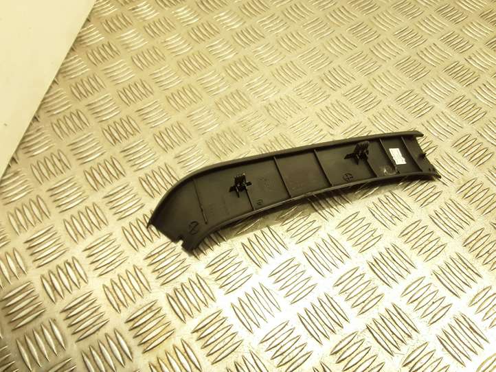 Toyota Corolla Verso E121 (2004 - 2007)  679370F010 Другая деталь салона