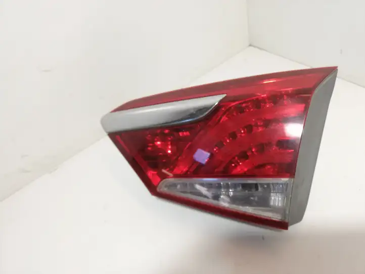 Hyundai i40 (2011 - ) 924043Z000 Задний фонарь в крышке багажника — фото 2