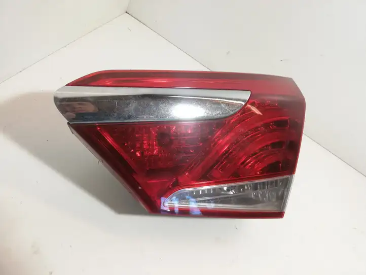 Hyundai i40 (2011 - ) 924043Z000 Задний фонарь в крышке багажника — фото 5