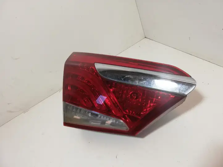 Hyundai i40 (2011 - ) 924033Z000 Задний фонарь в крышке багажника — фото 4