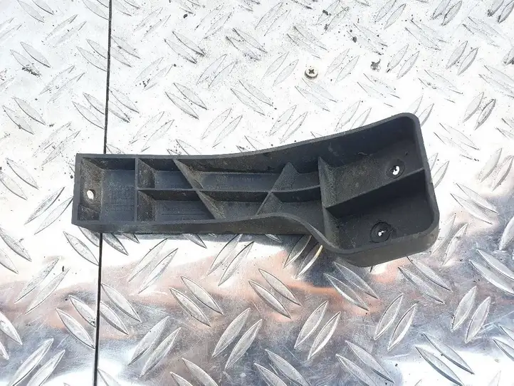 Opel Zafira B (2008 - 2014) 13300749 Кронштейн заднего бампера — фото 1
