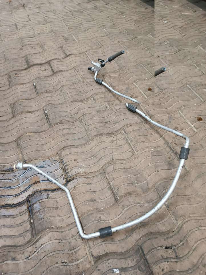 BMW 1 F20 F21 (2011 - 2019)  6453921223609 Трубка (трубки)/ шланг (шланги) кондиционера воздуха