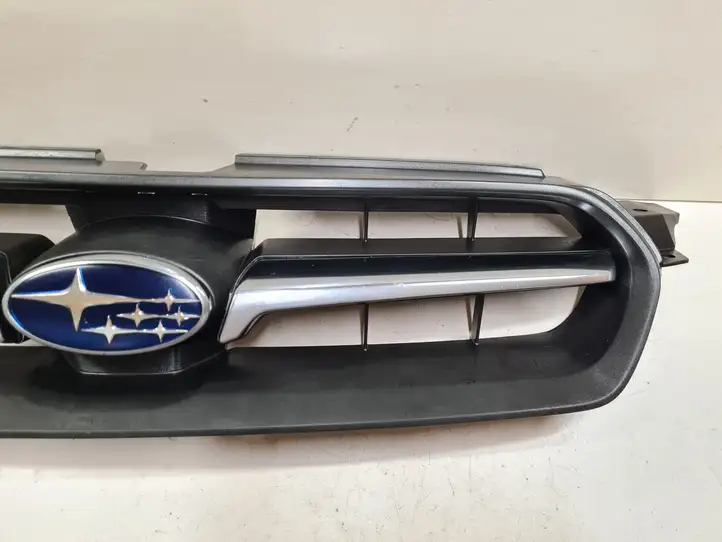 Subaru Legacy (2003 - 2009) Верхняя решетка радиатора — фото 3