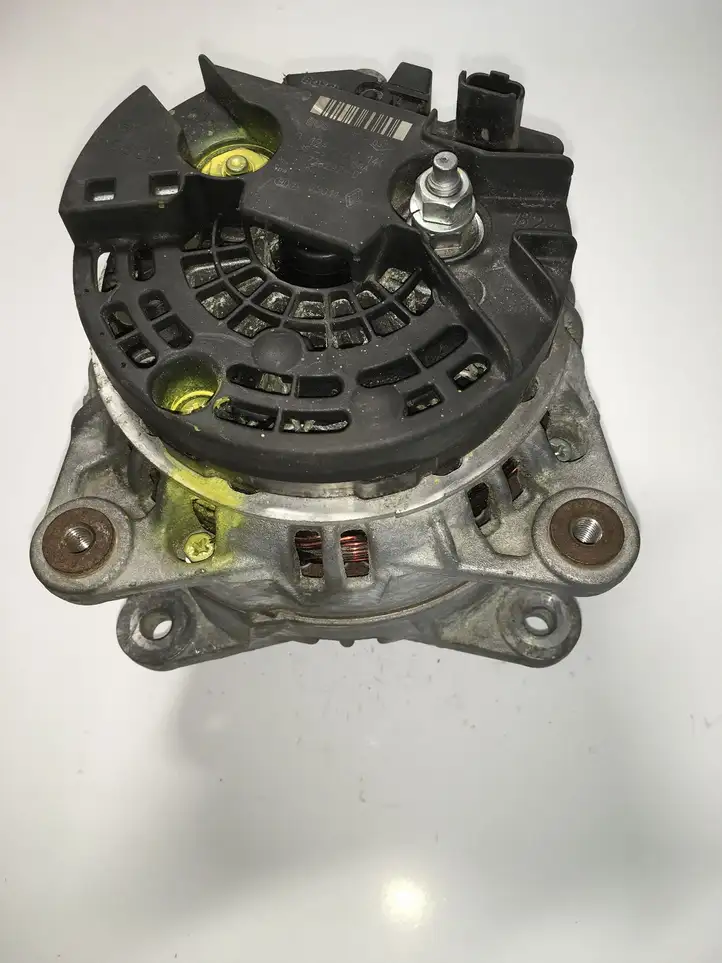 Nissan Juke I F15 (2010 - 2018) 0124525140 Генератор — фото 4