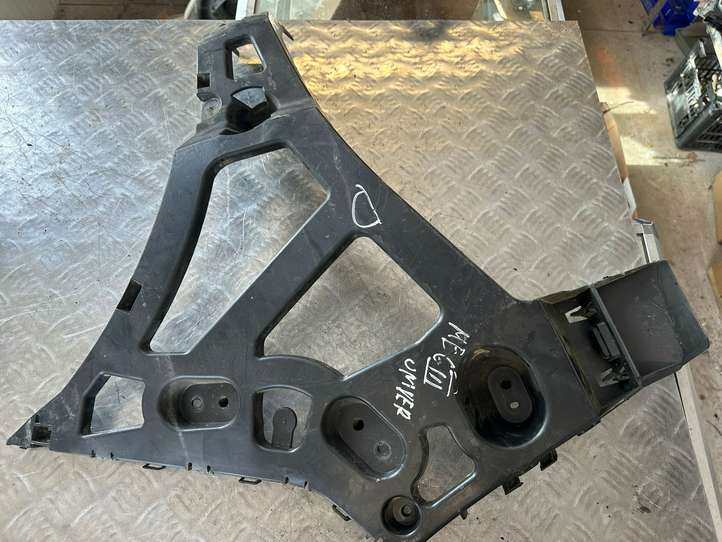 Renault Megane III (2009 - 2016)  791820002R  Держатель заднего бампера (кронштейн)