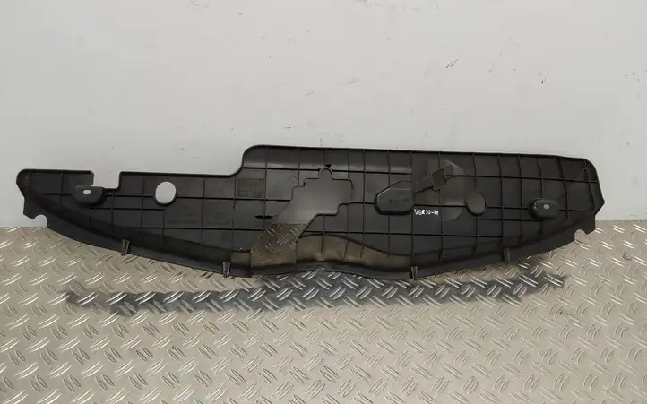 Toyota Verso (2012 - 2015) 532890F050 Облицовка радиатора — фото 3