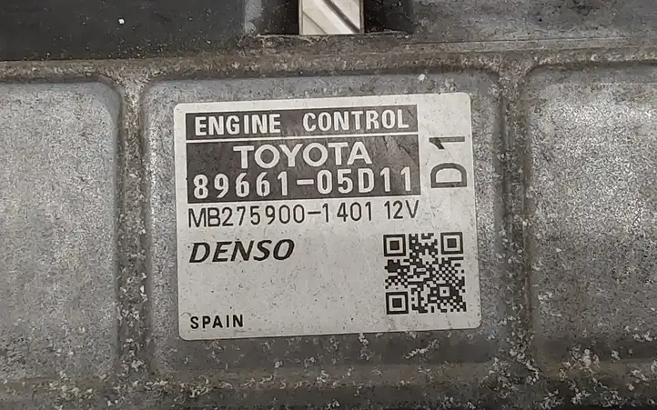 Toyota Avensis T270 (2009 - 2012) 8966105D11 Блок управления двигателем (ЭБУ) — фото 2