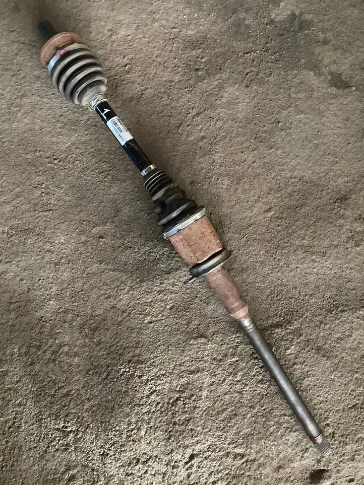 Volvo XC60 (2017 - ) P32240340 Передняя полуось — фото 1
