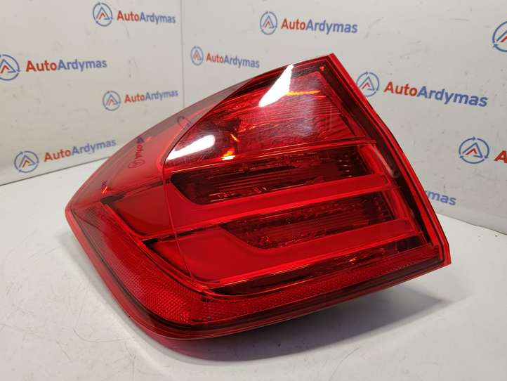 BMW 3 F30 F35 F31 (2012 - 2018)  63217259895 Задний фонарь в кузове