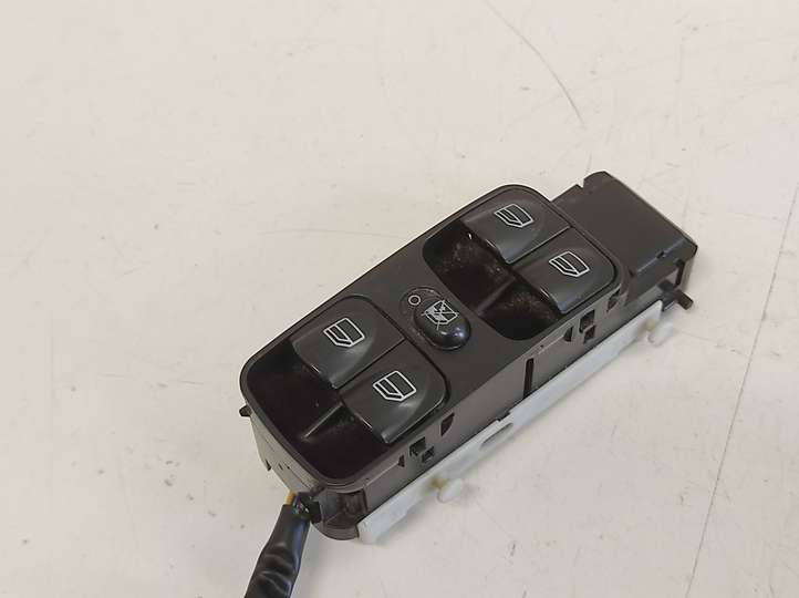 Mercedes-Benz C W203 (2000 - 2007)  A2038210479 Кнопка стеклоподъемников