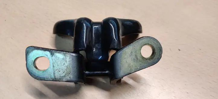 Chevrolet Malibu (2008 - 2012) P12140 Верхняя петля задней двери — фото 2