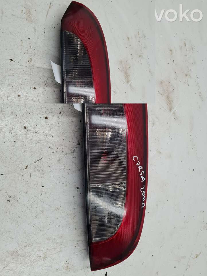 Opel Corsa C (2000 - 2003)   Задний фонарь в кузове