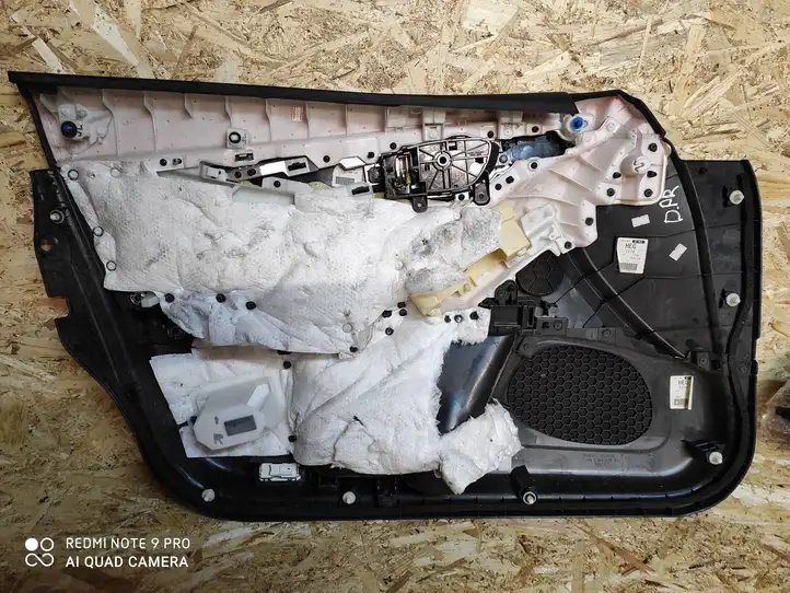 Infiniti Q50 (2013 - 2018) 809764GA0A Обшивка передней двери — фото 3