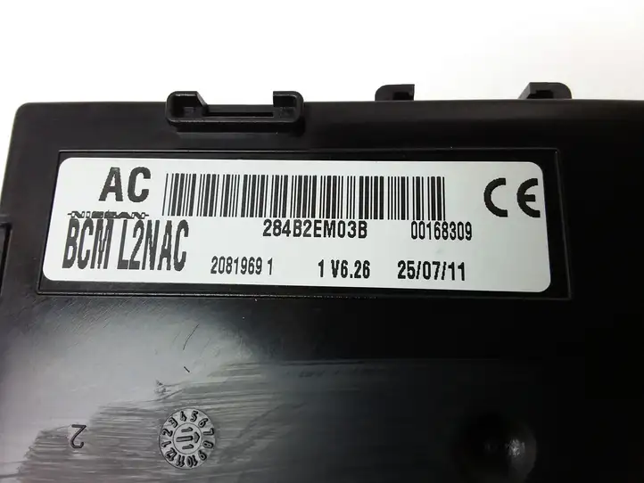 Nissan Note (E11) (2006 - 2014) 284B2EM03B Модуль комфорта — фото 4