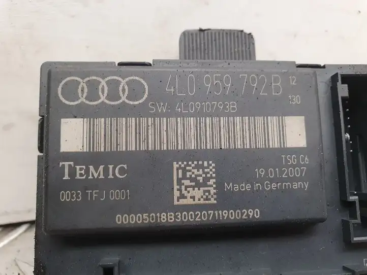 Audi Q7 4L (2005 - 2009) 4L0959792B Блок управления дверью — фото 2