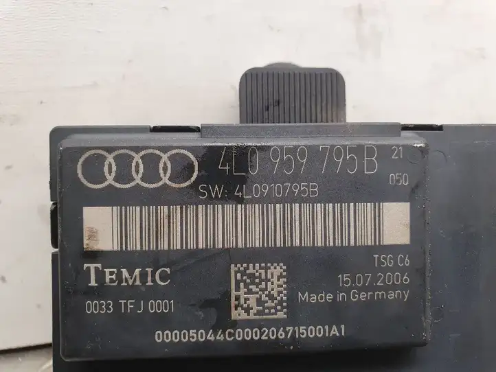 Audi Q7 4L (2005 - 2009) 4L0959795B Блок управления дверью — фото 2