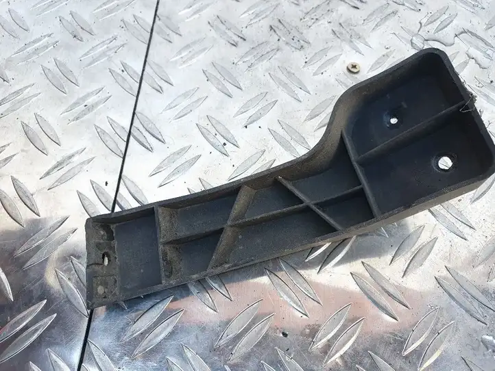 Opel Zafira B (2008 - 2014) 13300747 Кронштейн заднего бампера — фото 3
