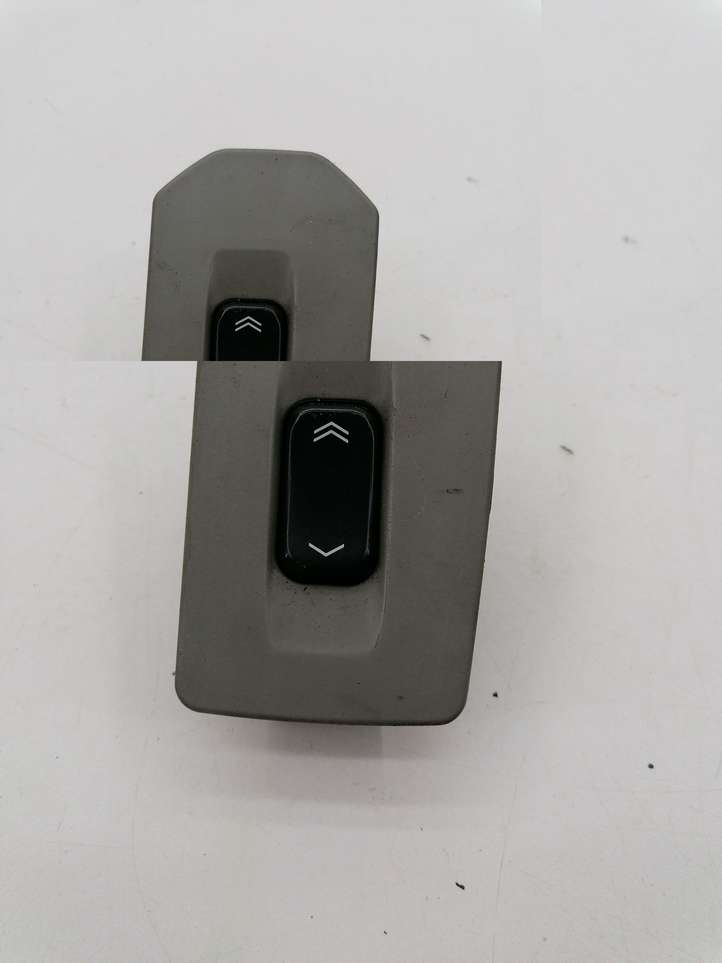 Cadillac CTS (2002 - 2007)  25750264 Кнопка стеклоподъемников