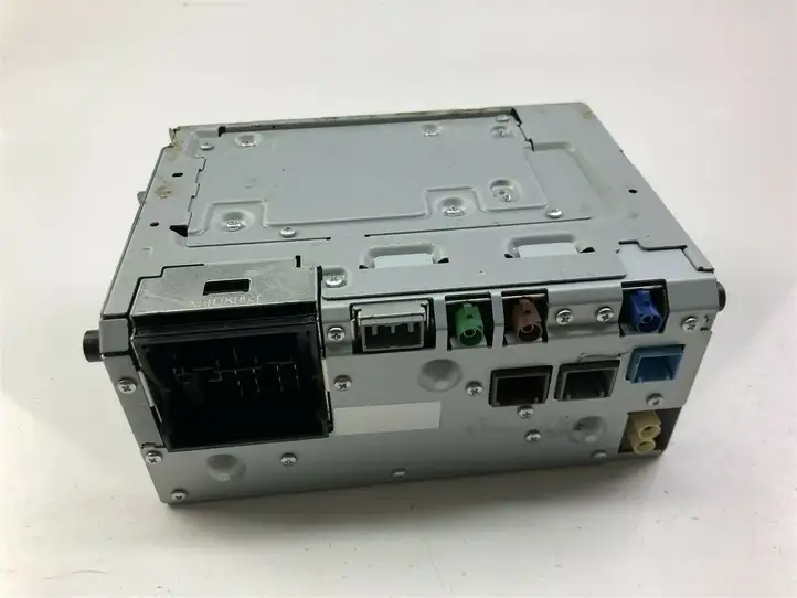 (2012 - 2016) 31444011AA Блок Hi-Fi аудиосистемы — фото 4