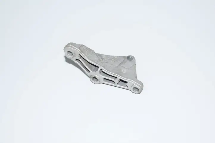 BMW 1 F20 F21 (2011 - 2019) 7810698 Кронштейн топливного насоса — фото 3