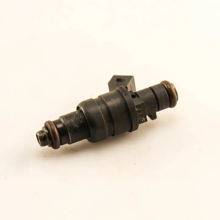 Mercedes-Benz C W203 (2000 - 2007) 0000788123 Форсунка — фото 1