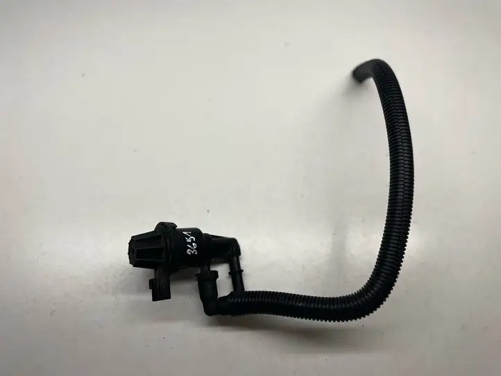 Ford Mustang V (2005 - 2014) 7R339G271 Топливная рампа — фото 3