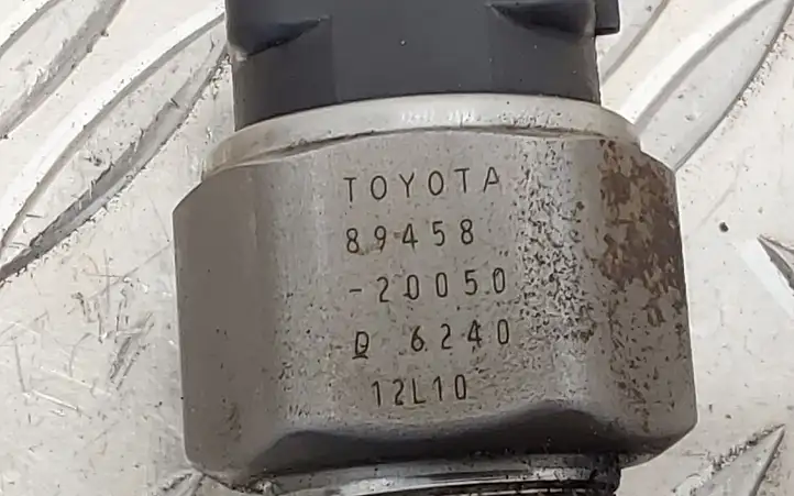 Toyota Avensis T270 (2009 - 2012) 8945820050 Магистральная топливная трубка — фото 2