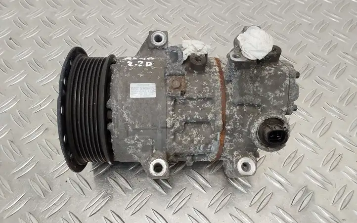 Toyota Avensis T270 (2009 - 2012) GE4472601258 Компрессор (насос) кондиционера воздуха — фото 1
