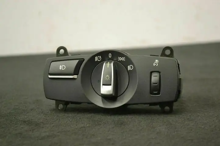 BMW 7 F01 (2008 - 2016) 9192745 Включатель фонарей — фото 3