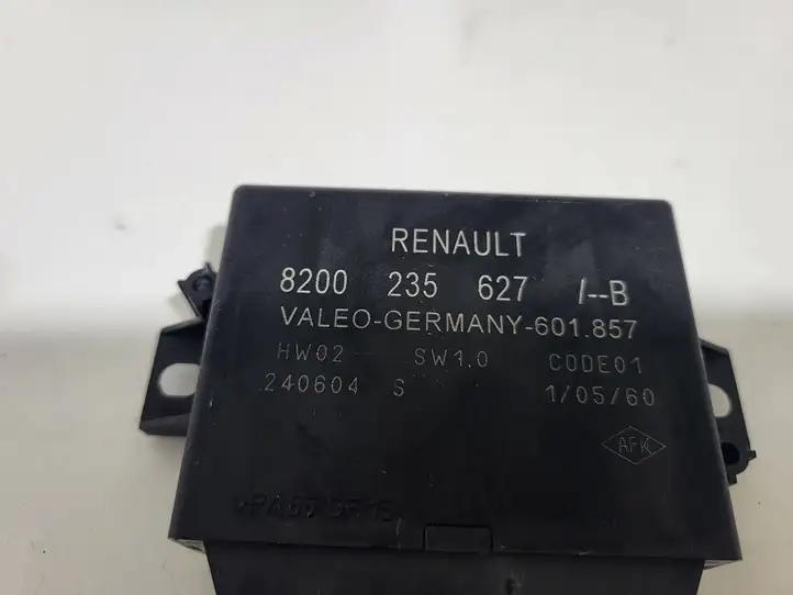Renault Scenic II - Grand scenic II (2003 - 2006) 8200235627 Блок управления парктрониками — фото 2