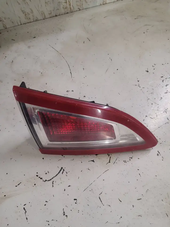 Renault Scenic III - Grand scenic III (2009 - 2016) 265550018R Задний фонарь в крышке багажника — фото 1
