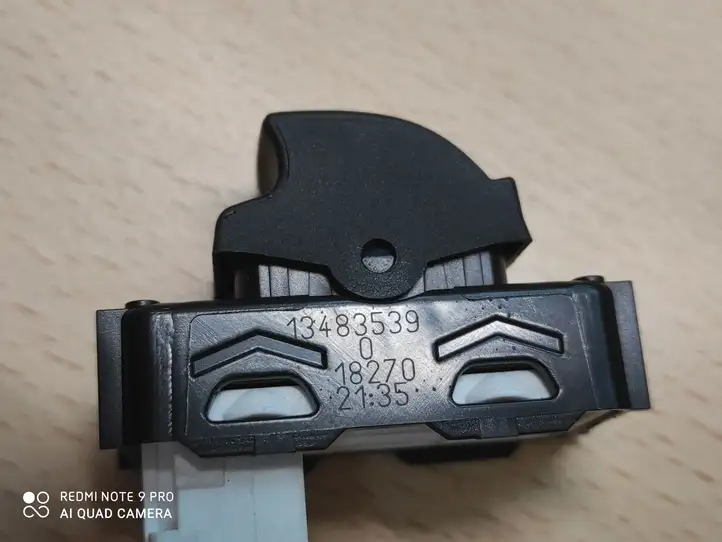 Citroen C3 Aircross (2017 - ) 13483539 Блок кнопок стеклоподъемников — фото 4
