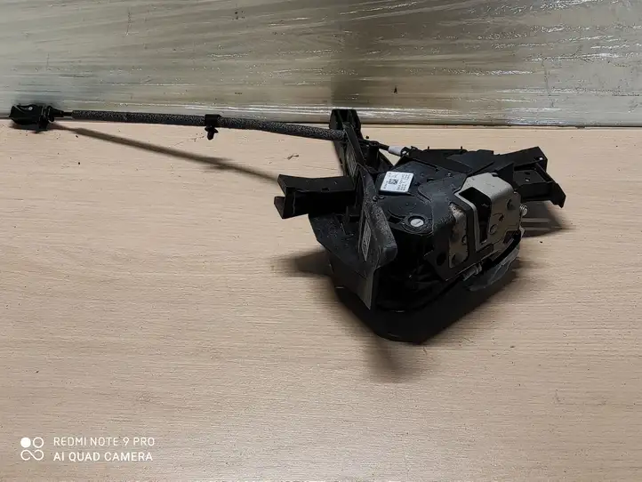 Ford Focus (2015 - 2019) BM5AA26413AG Замок задней двери — фото 4