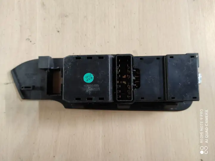 Chevrolet Captiva (2011 - 2013) 202005436 Кнопка стеклоподъемников — фото 2