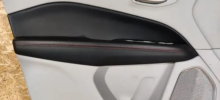 Jeep Compass (2017 - ) 4GIBAD056 Обшивка передней двери — фото 2