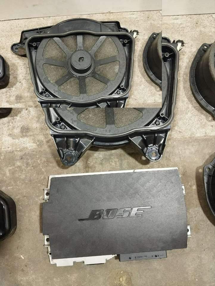 Audi A8 (2013 - 2017)  4G1035223A Комплект звуковой системы