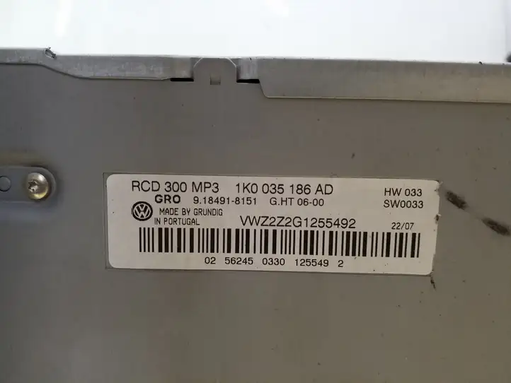 Volkswagen PASSAT B6 (2005 - 2010) 1K0035186AD Магнитола / мультимедийная система — фото 3