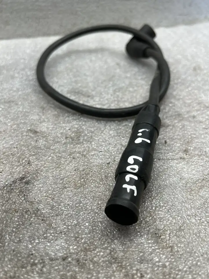 Volkswagen Golf IV (1998 - 2005)   Провод (провода) свечи (свечей)