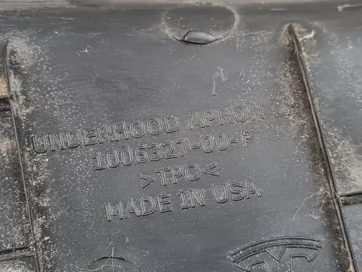 Tesla Model S (2012 - 2016) 100632700F Обшивка бардачка — фото 9