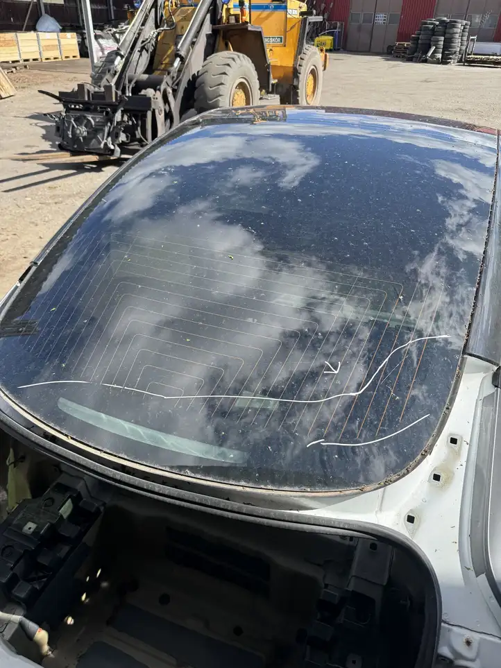 Tesla Model 3 (2017 - 2023) Задняя часть кузова — фото 3