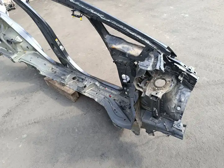 Chevrolet Bolt (2017 - ) Боковина кузова — фото 3