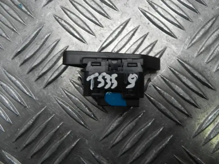 BMW X3 G01 (2018 - 2024) 9386781 Включатель центрального замка — фото 3