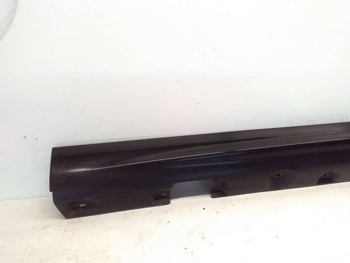 BMW 3 E46 (1998 - 2005)  8226117 Порог