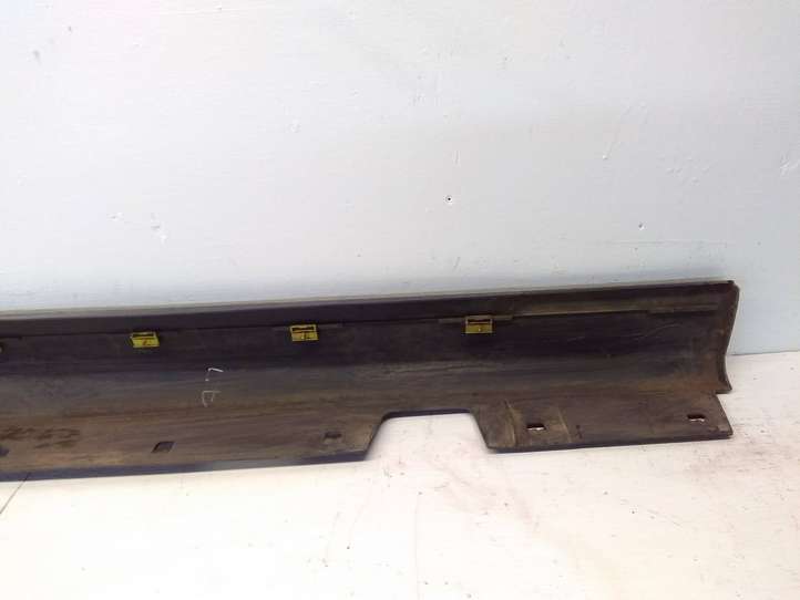 BMW 3 E90 E91 (2005 - 2012)  7062297 Порог