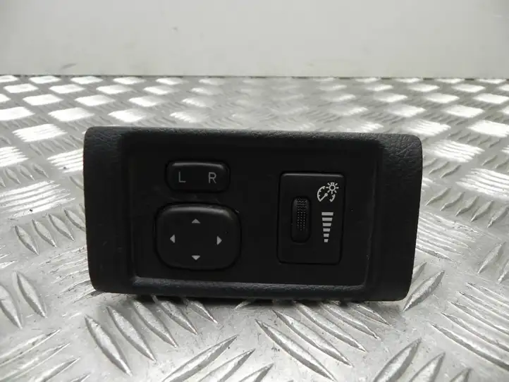 Lexus CT 200H (2010 - 2013) 5544676010 Кнопка стеклоподъемников — фото 1