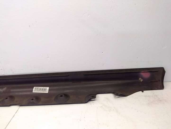 BMW 3 E46 (1998 - 2005)  8226118 Порог