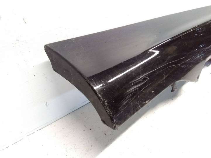 BMW 3 E46 (1998 - 2005)  8226118 Порог