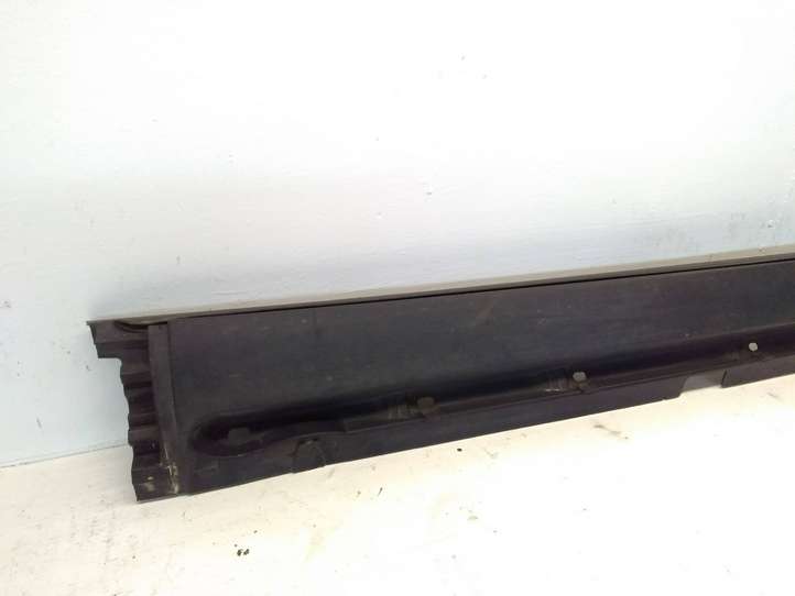 Volvo XC70 (2000 - 2004)  8620136 Порог