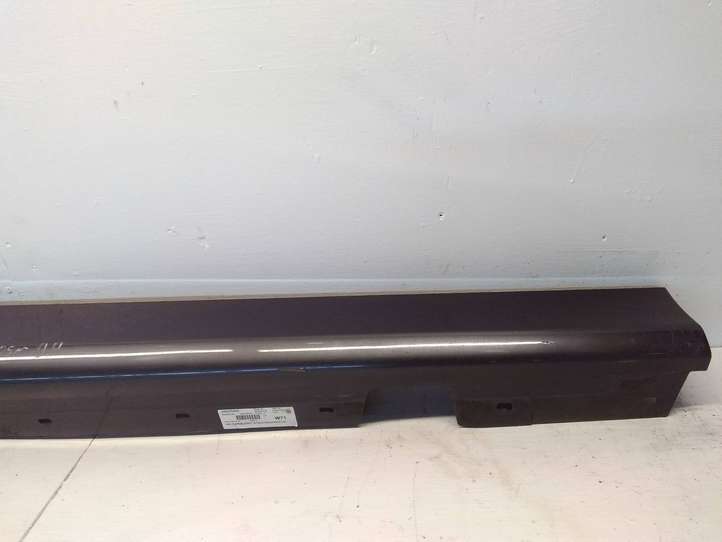 BMW 3 E90 E91 (2005 - 2012)  7062298 Порог